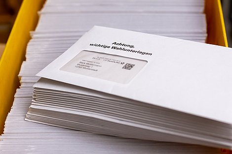 Wahlunterlagen im Postkorb
